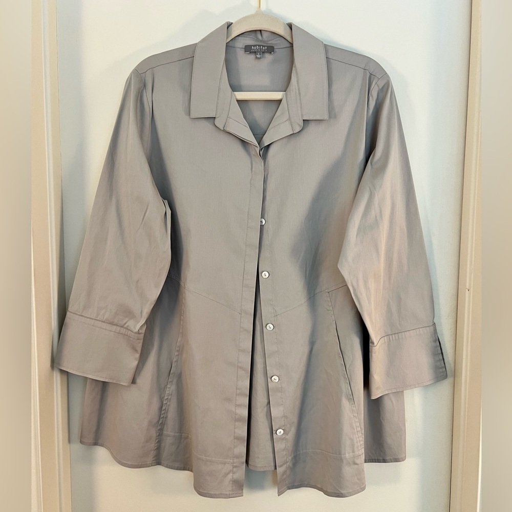 HABITAT Gray Non Iron Tunic Blouse, Size L